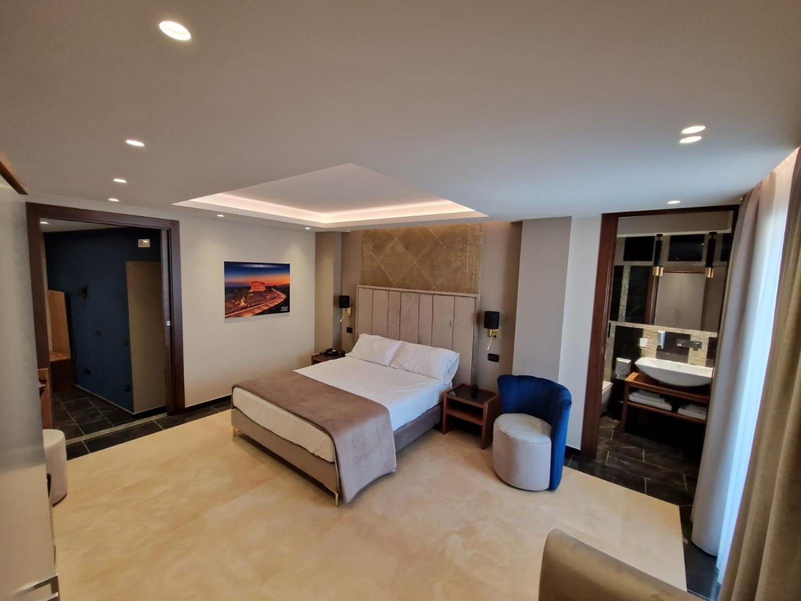 Beatus Suites And Rooms B&B Canicattì Zewnętrze zdjęcie