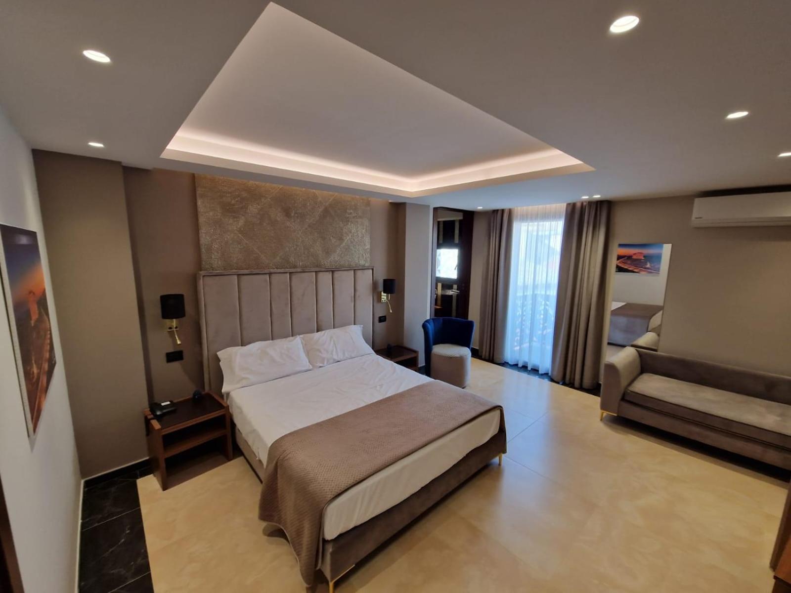 Beatus Suites And Rooms B&B Canicattì Zewnętrze zdjęcie