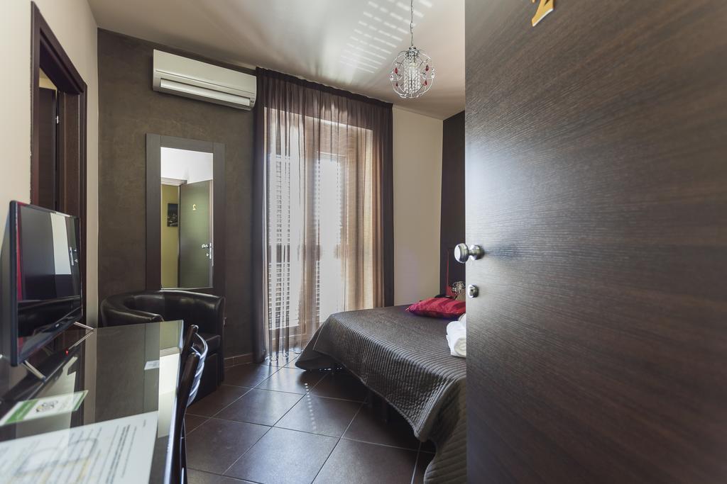 Beatus Suites And Rooms B&B Canicattì Zewnętrze zdjęcie