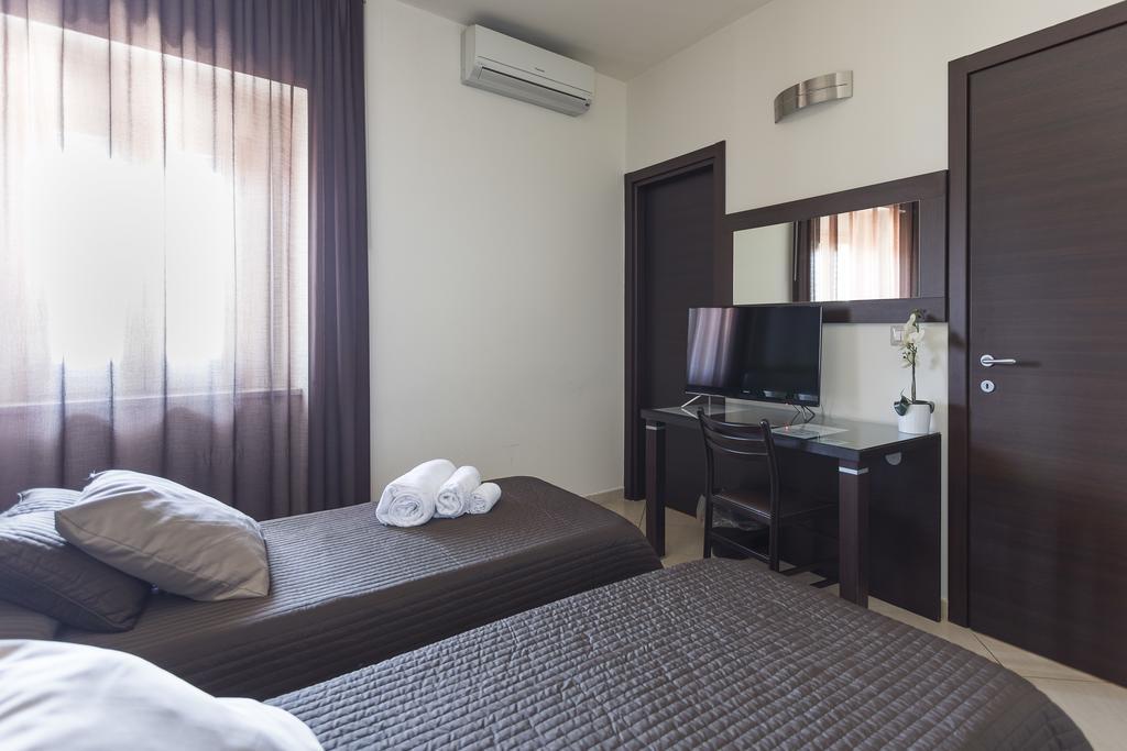 Beatus Suites And Rooms B&B Canicattì Zewnętrze zdjęcie